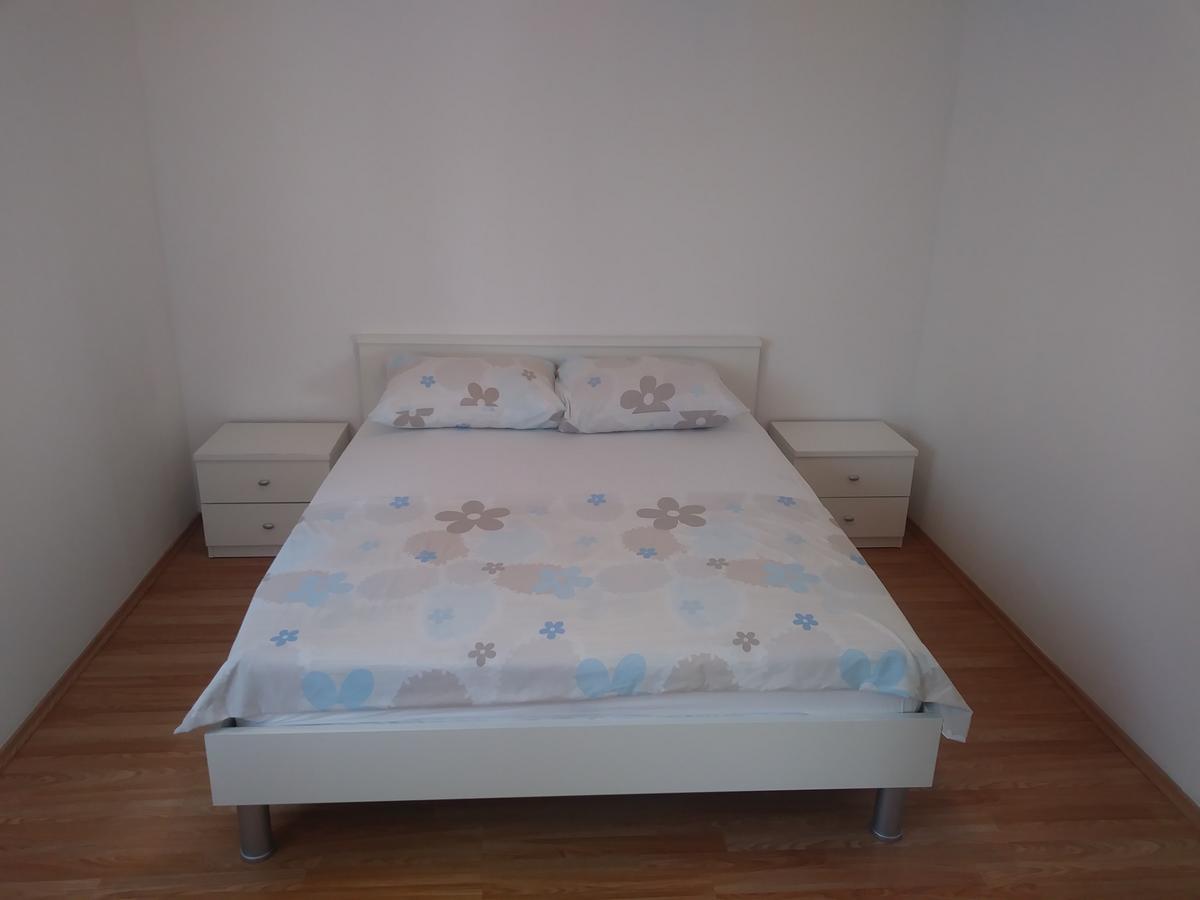 Apartman Toni 比比涅 外观 照片